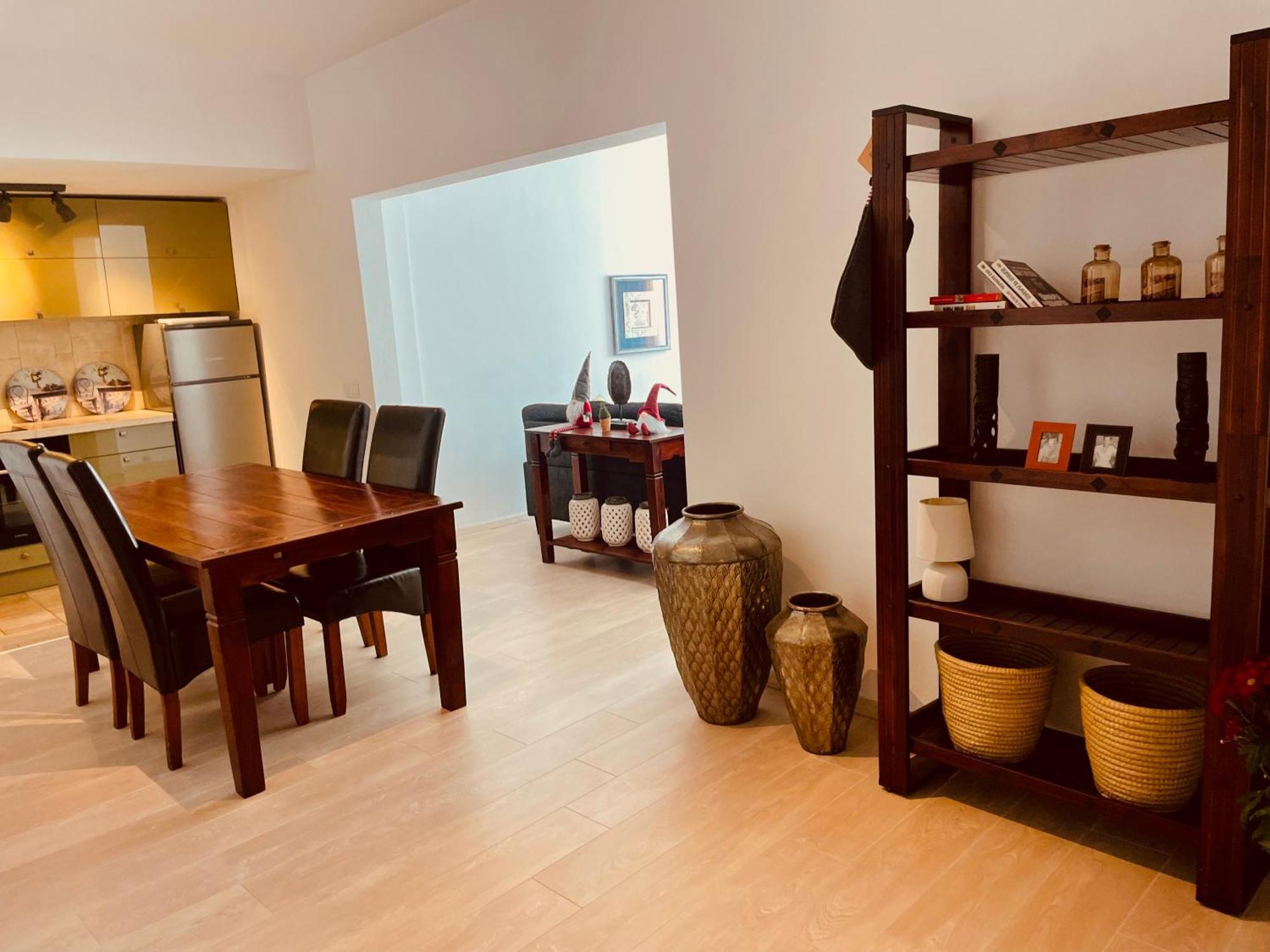 Art Luxury - Central, Metro To Airport Apartament *
